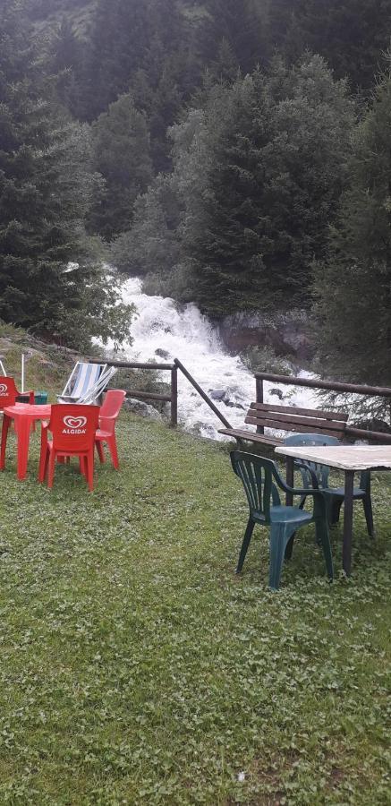 Rifugio Stella Alpina Hotel Saviore dell'Adamello Kültér fotó