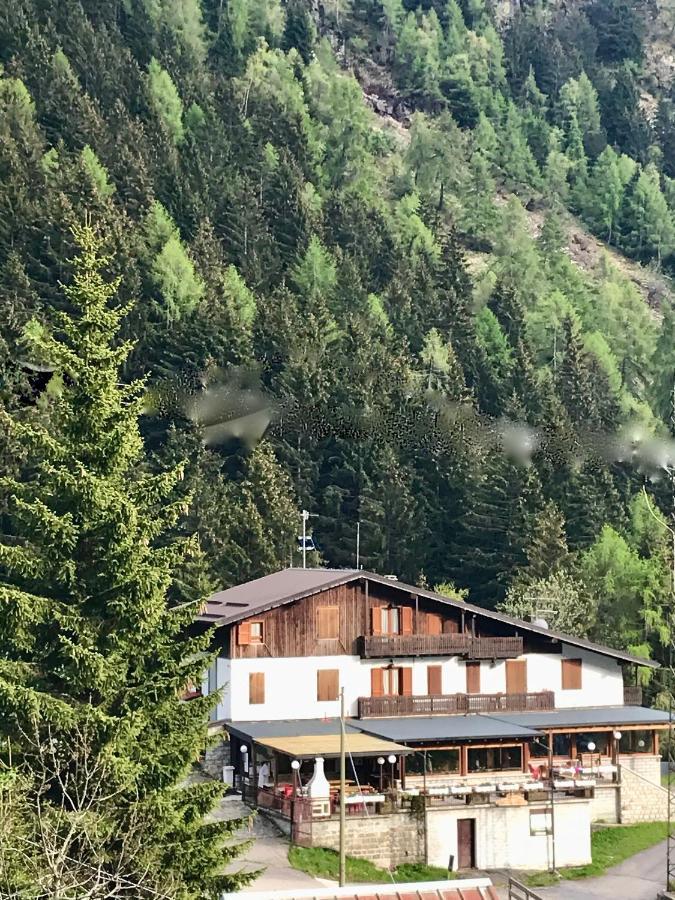 Rifugio Stella Alpina Hotel Saviore dell'Adamello Kültér fotó