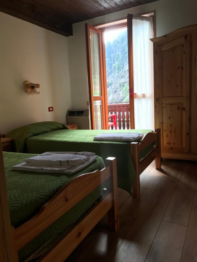Rifugio Stella Alpina Hotel Saviore dell'Adamello Kültér fotó